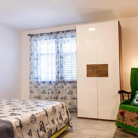 Apartment Zlatkovic *